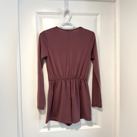 Burgundy romper - Picture 2 of 2